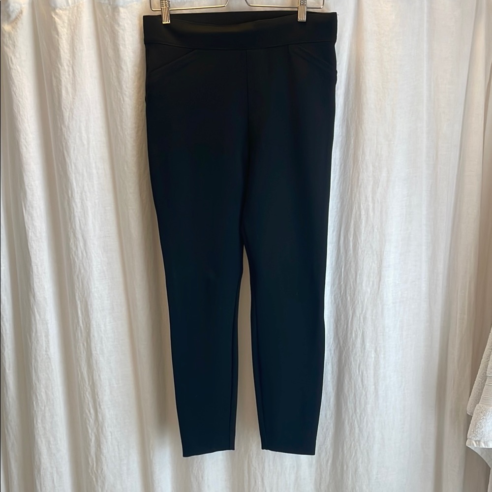 SPANX NWOT Black Ankle Cropped Pants